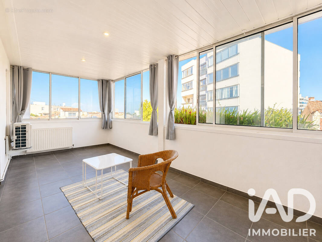 Photo 1 - Appartement à NIMES