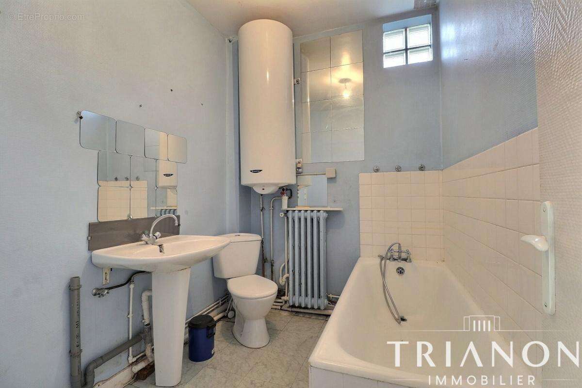 Appartement à L'ETANG-LA-VILLE