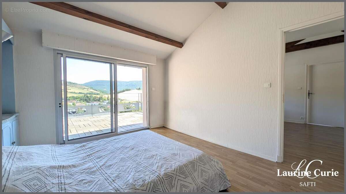 Maison 160 m² à Millau  - photo 7