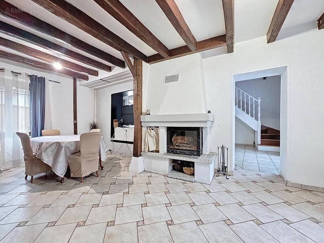 Photo 1 - Maison à LONGUEVILLE