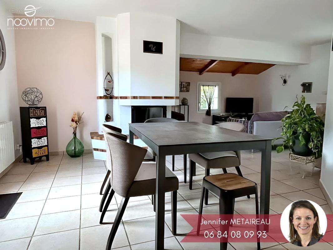 Maison à LA HAIE-FOUASSIERE