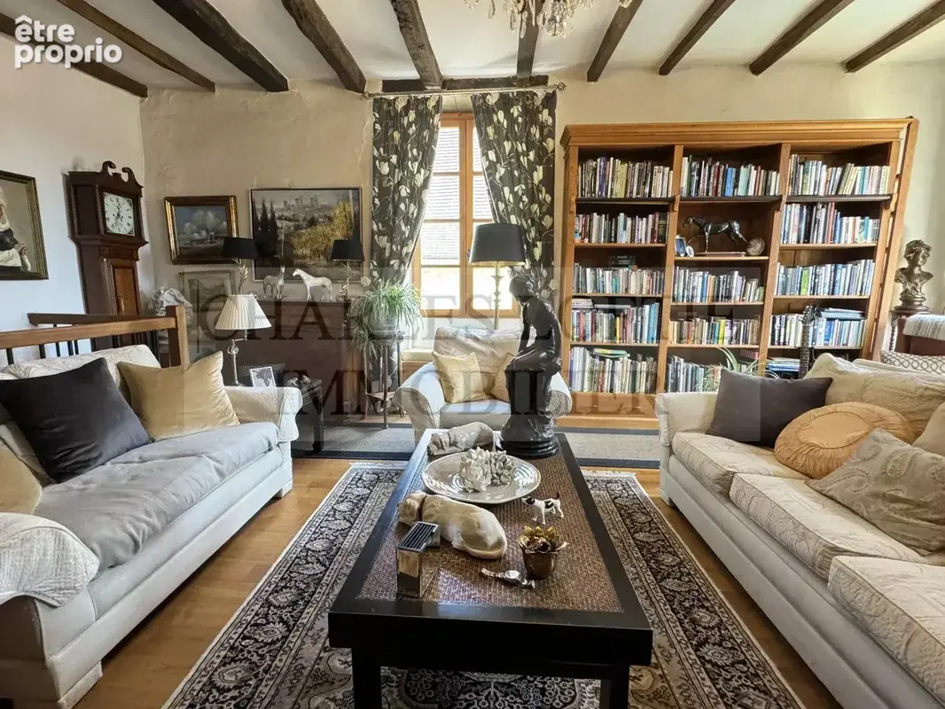 Jolie maison en pierre avec terrasse dans un village dynamique avec commerces en Bouriane - photo 16