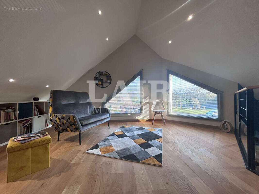 Maison à BELLOU-EN-HOULME