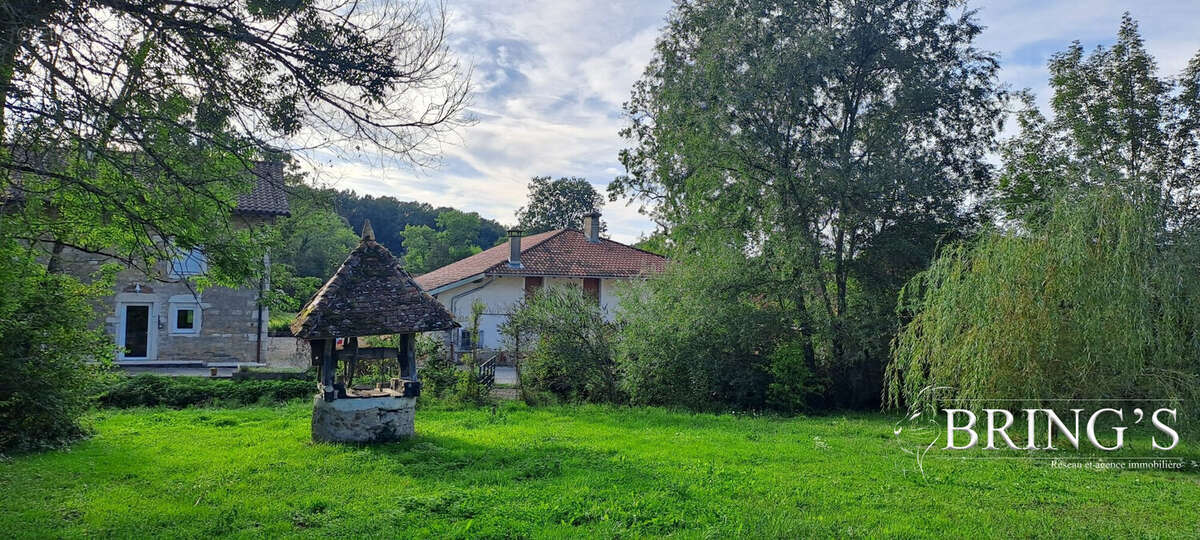 Maison à SAINT-ETIENNE-DU-BOIS