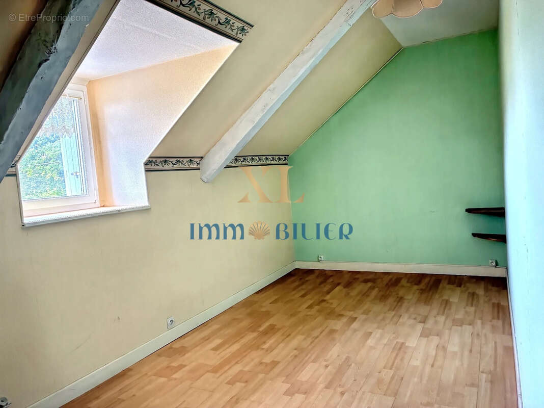 Maison à LA MEAUGON