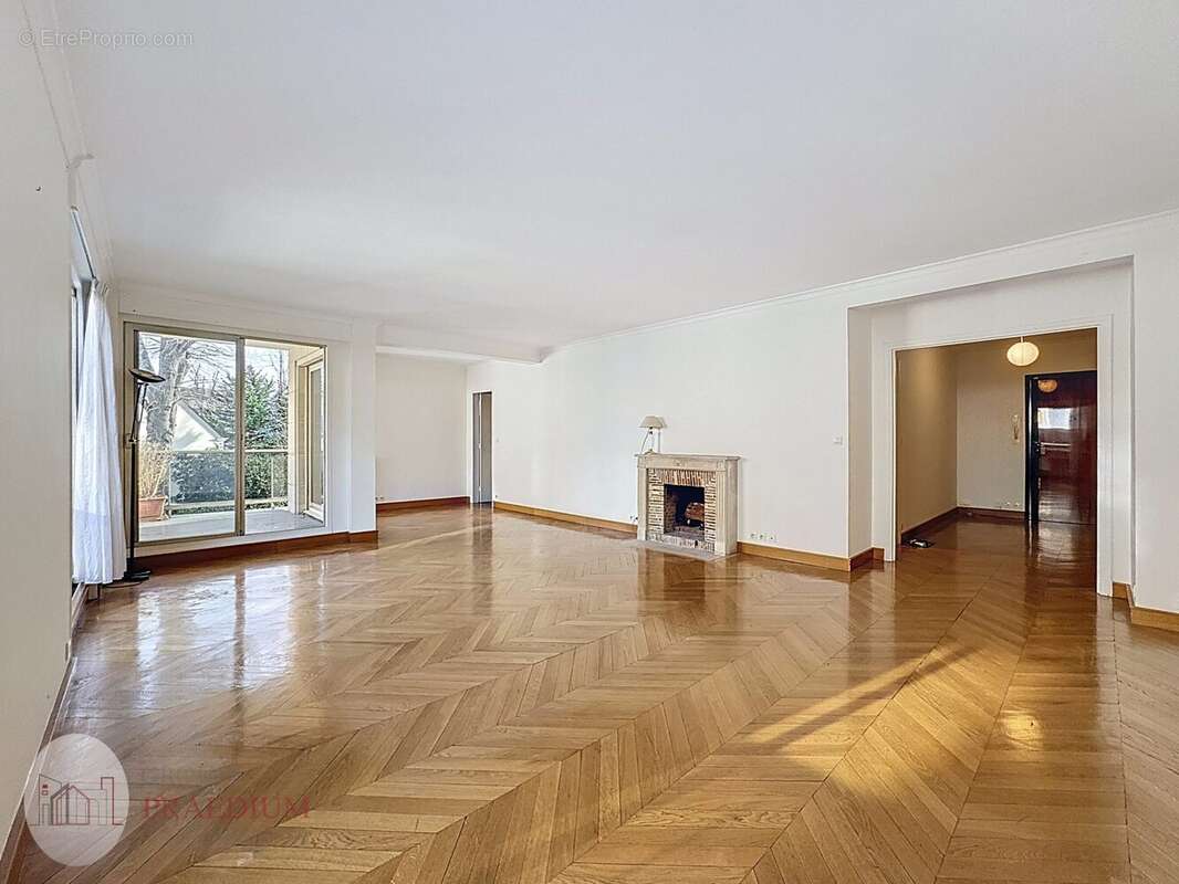 Appartement à VERSAILLES