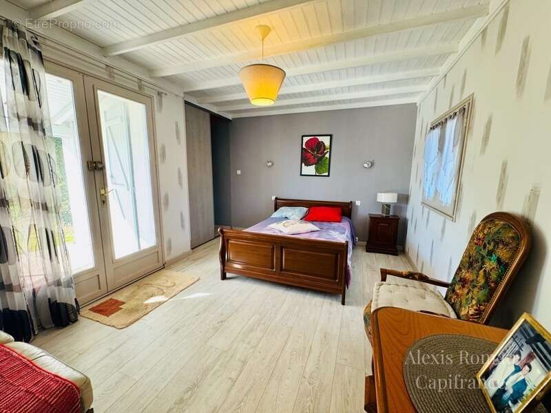 Maison à MONTPON-MENESTEROL