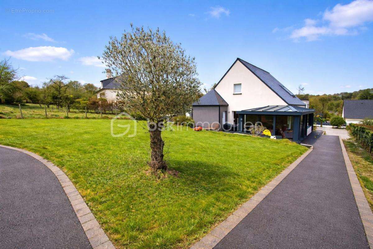 Belle Maison de 159 m2 avec véranda en centre bourg de Laignelet - photo 19