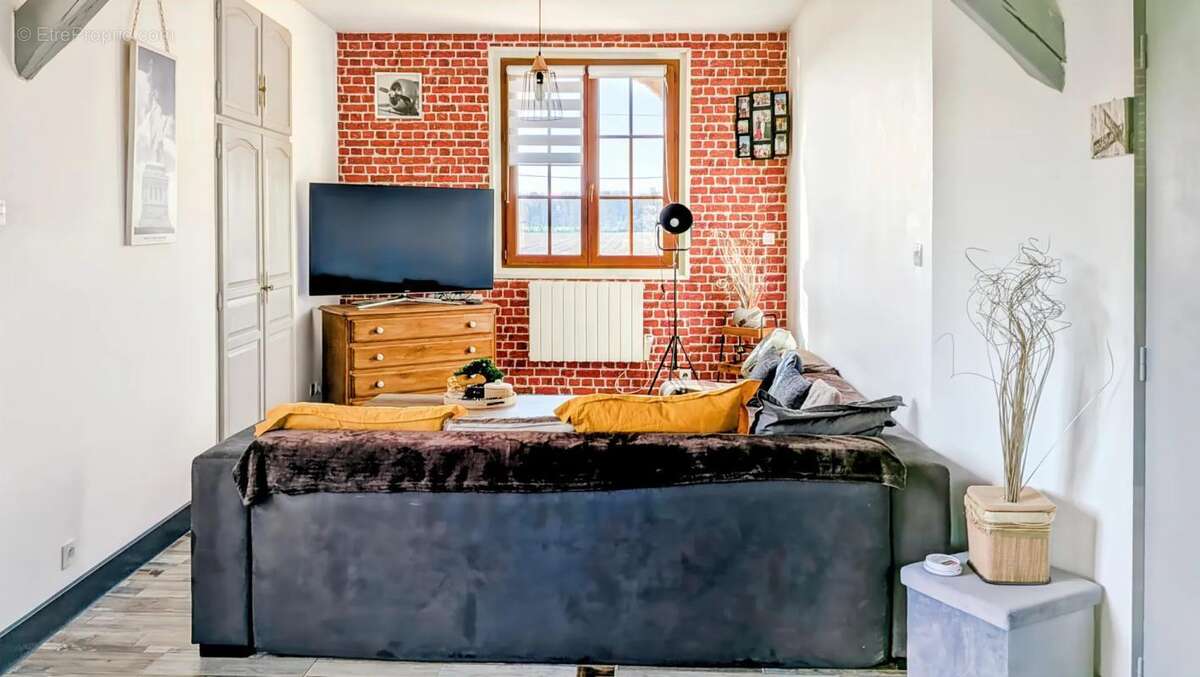 Maison à UCHIZY