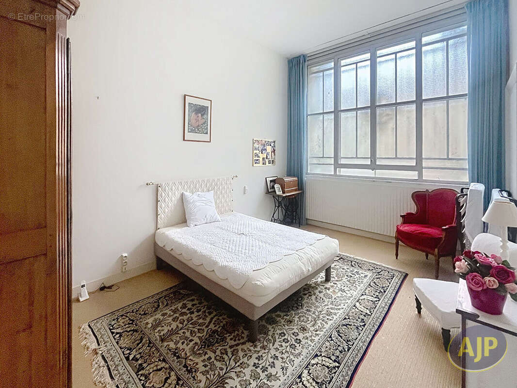 Appartement atypique avec terrasse - photo 5