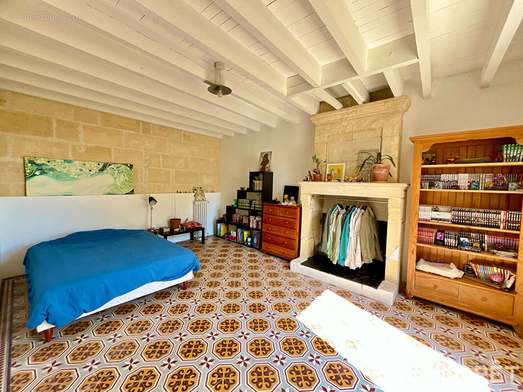 Maison à IZON