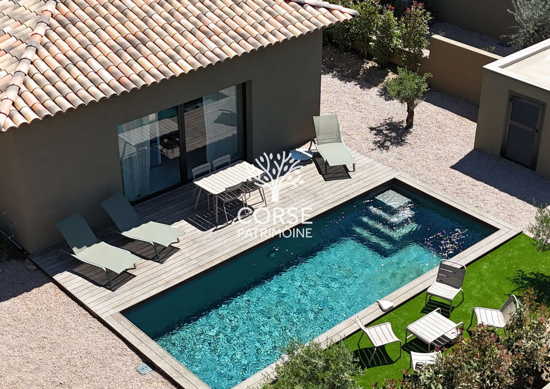 Maison à PORTO-VECCHIO