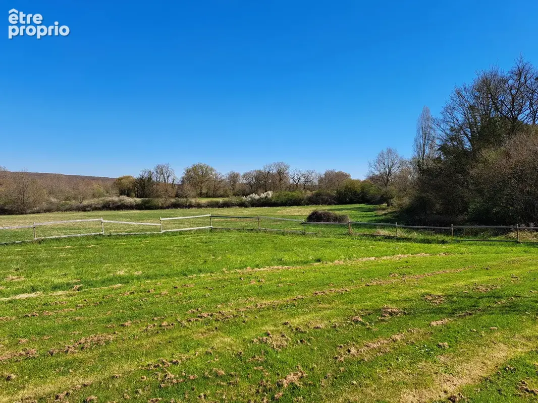 Ensemble immobilier de deux maisons avec vue et sur près de 5 hectares - photo 20
