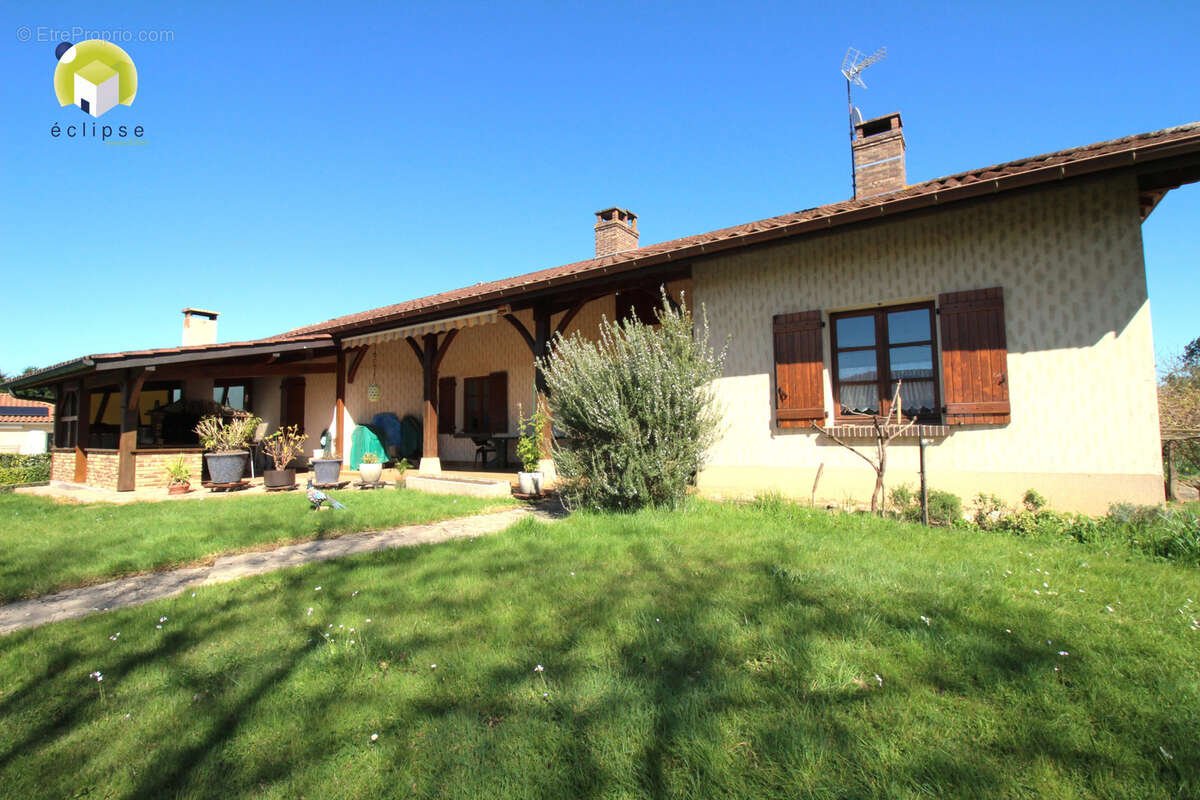 Maison à CONFRANCON