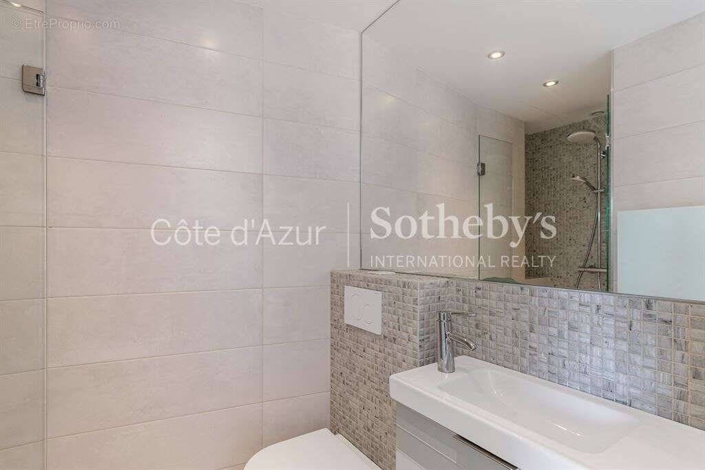 Appartement à VILLEFRANCHE-SUR-MER