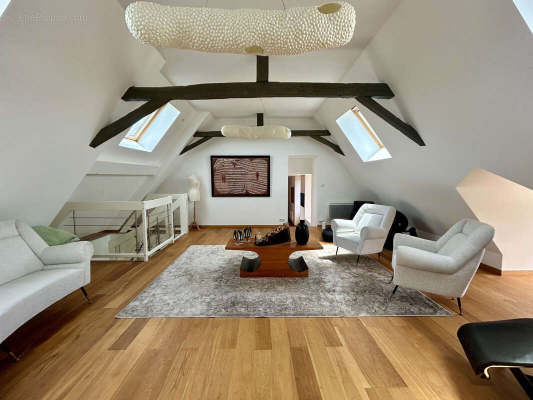 Maison à SAINT-SULPICE-D'EXCIDEUIL