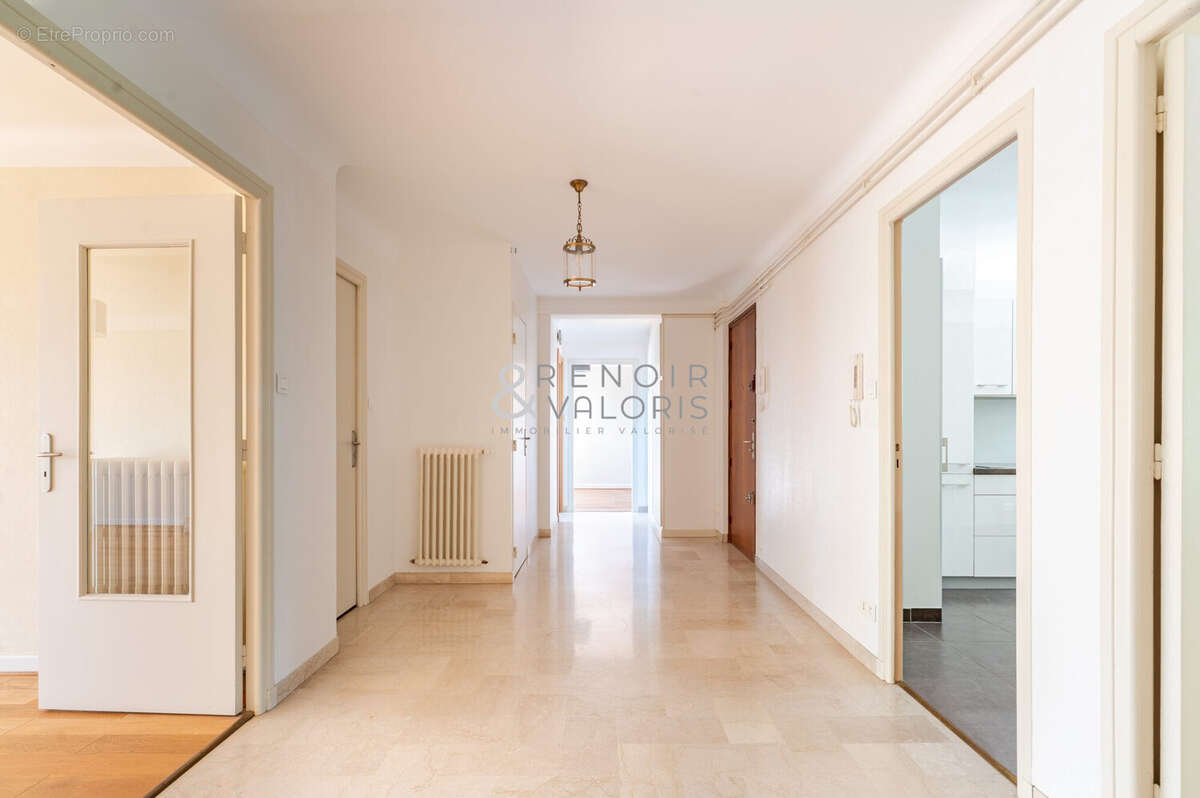 Appartement 120 m² à Nancy  - photo 5