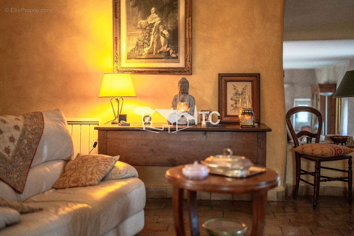 Maison à SAINT-PAUL-LE-JEUNE