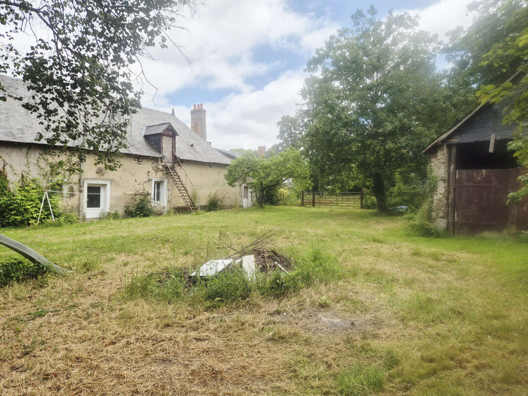 Maison à MIRE