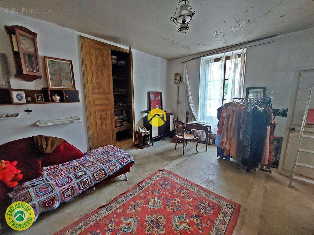 Maison avec cour et jardin - photo 7