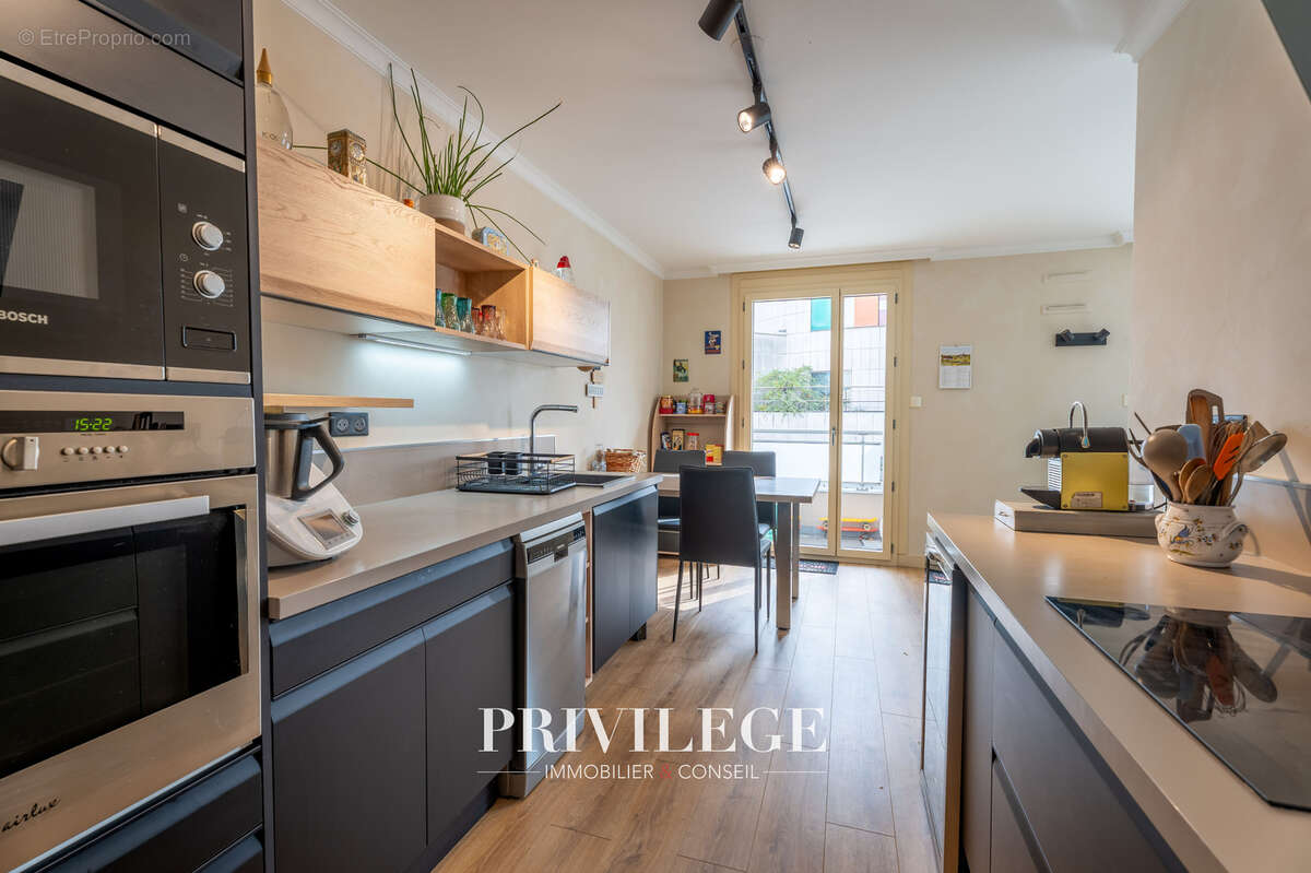 Appartement à LYON-6E