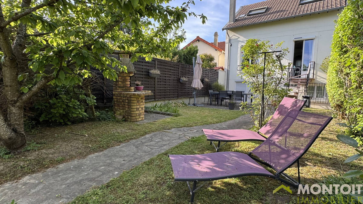 Maison à THIAIS