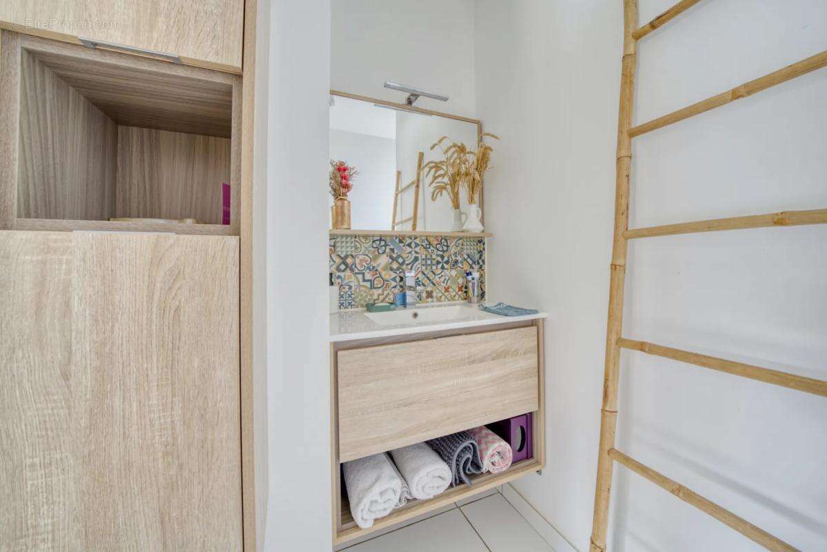 Maison à SAINT-JEAN-DE-LIVERSAY