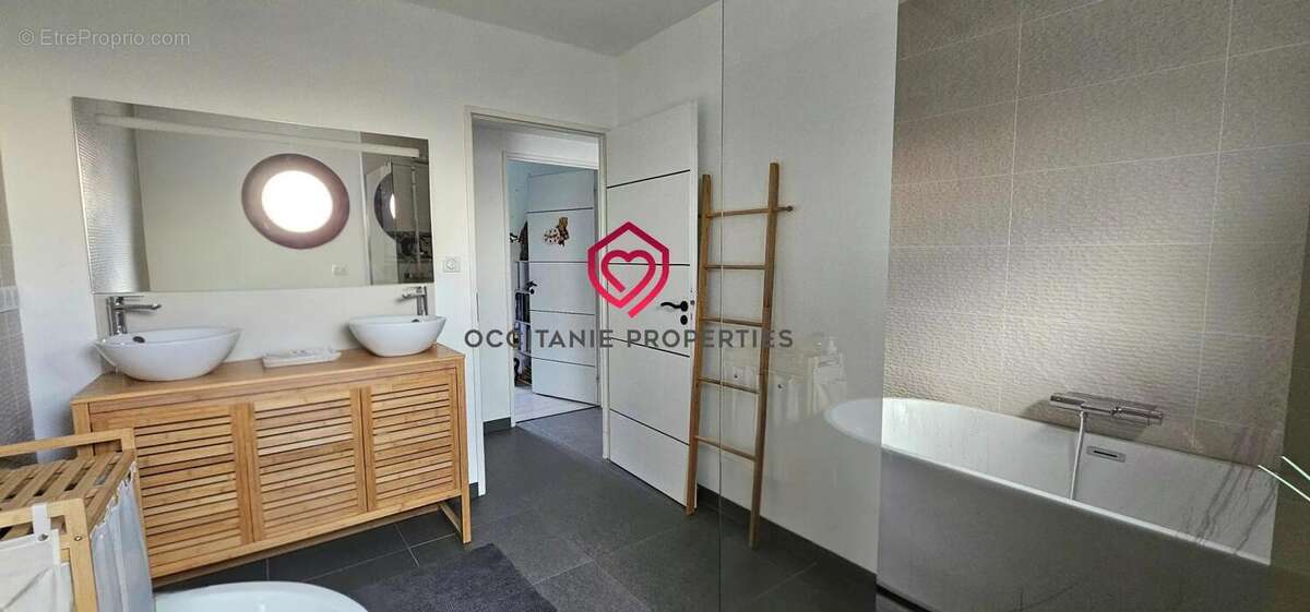 Maison à LEZAT-SUR-LEZE