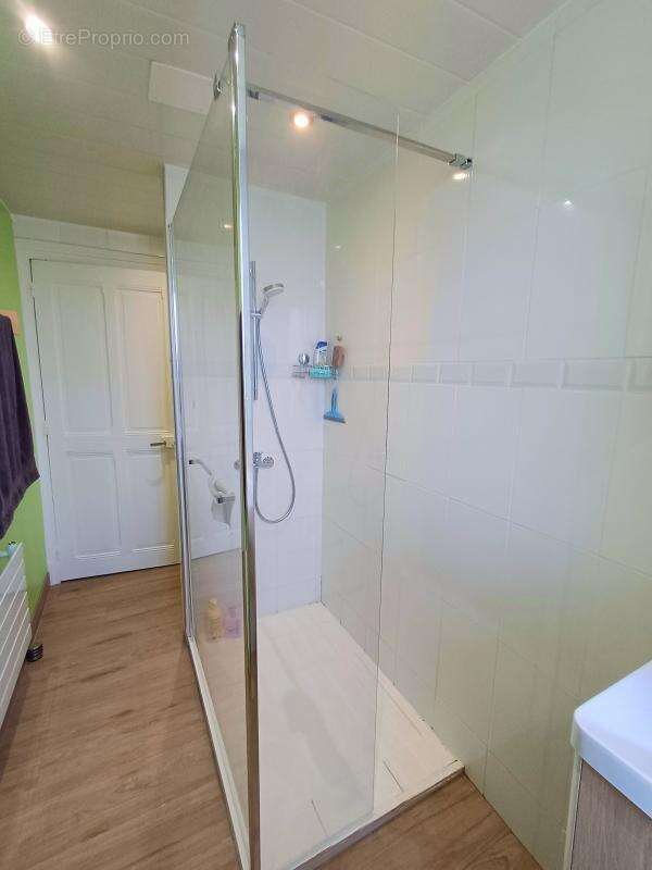 Maison à LES ECHELLES