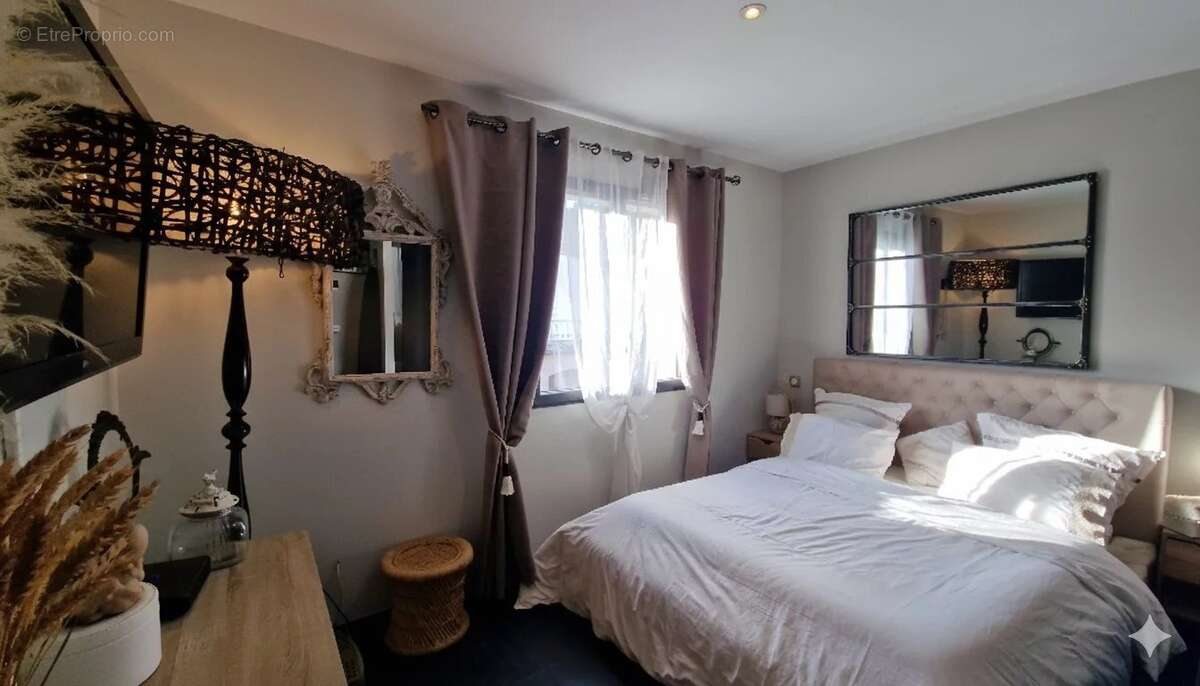 Maison à LA COLLE-SUR-LOUP