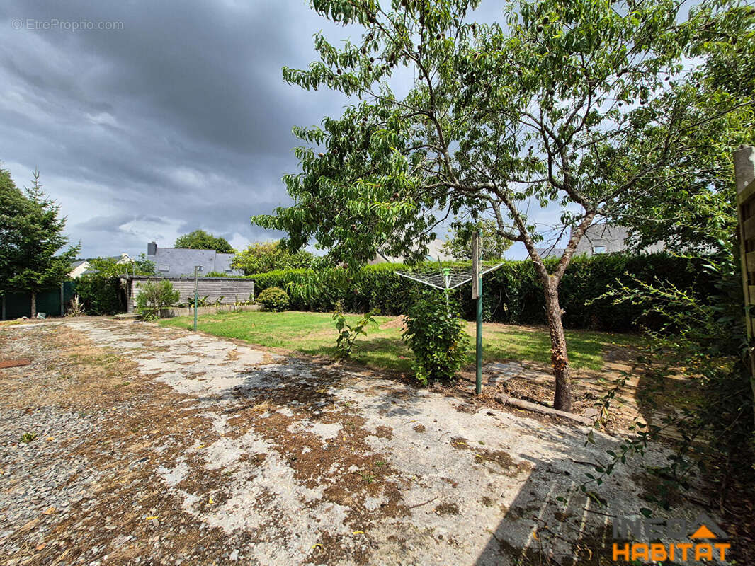 Terrain Laille 536 m2 - photo 2