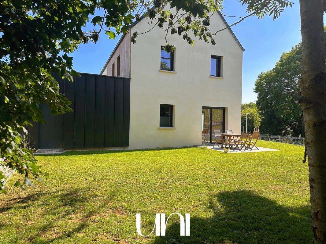 Maison à BENOUVILLE