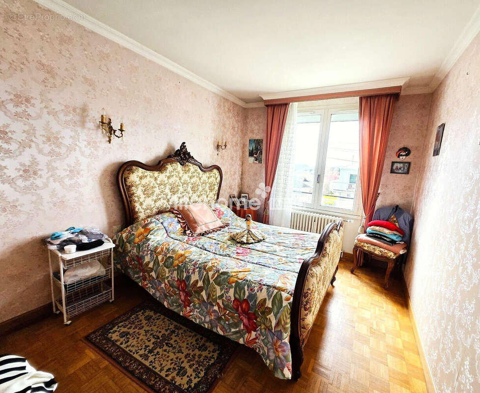 Maison à SAINT-VAURY