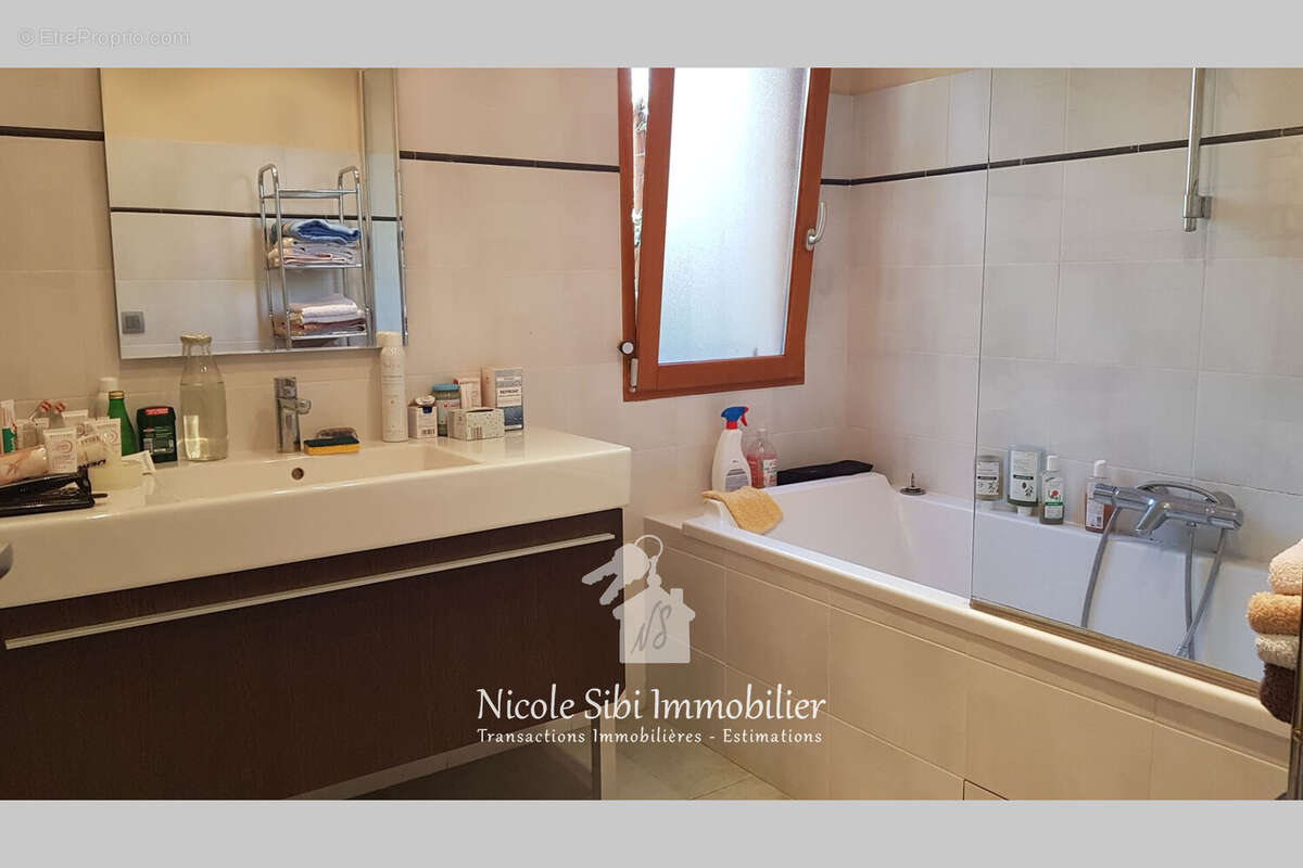 Maison 170 m² à Corbere  - photo 7