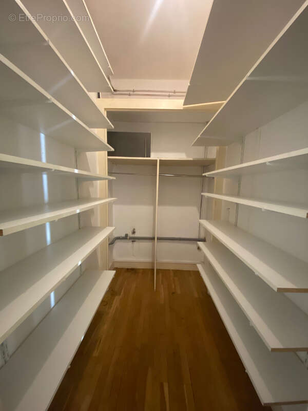 Appartement à LYON-6E