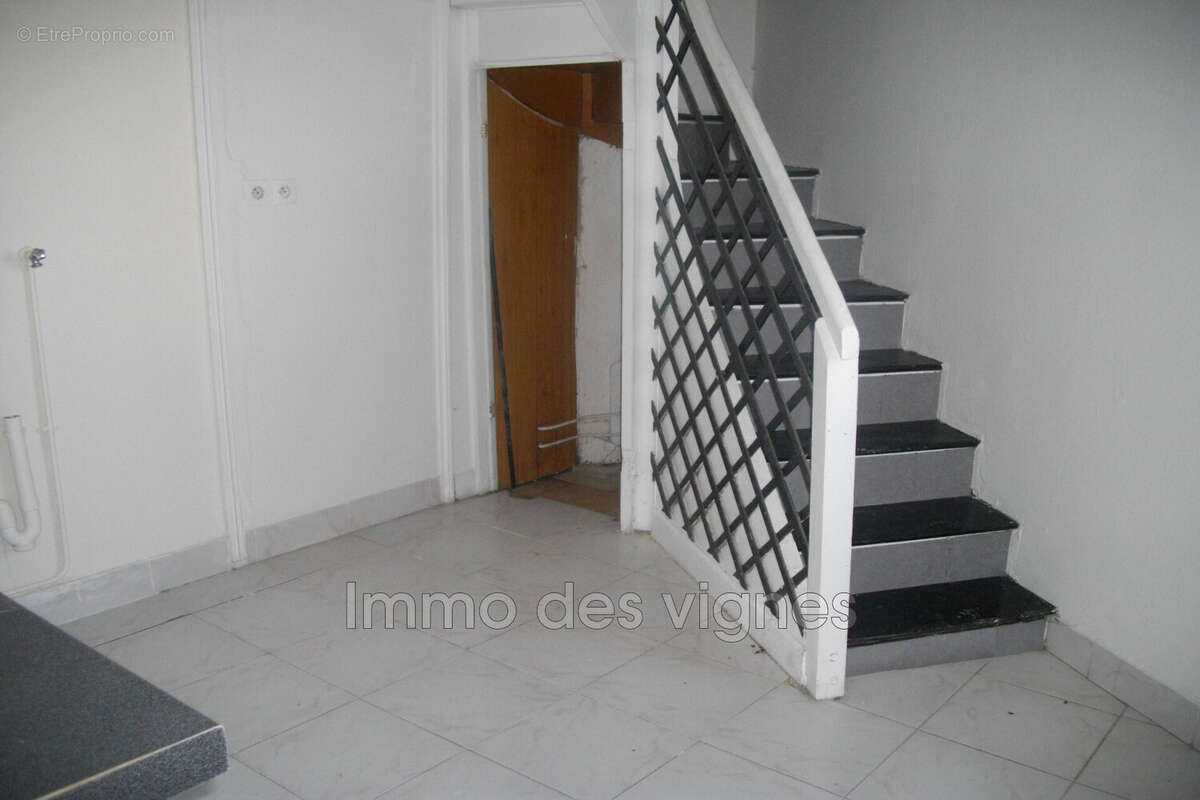 Maison à AMBARES-ET-LAGRAVE