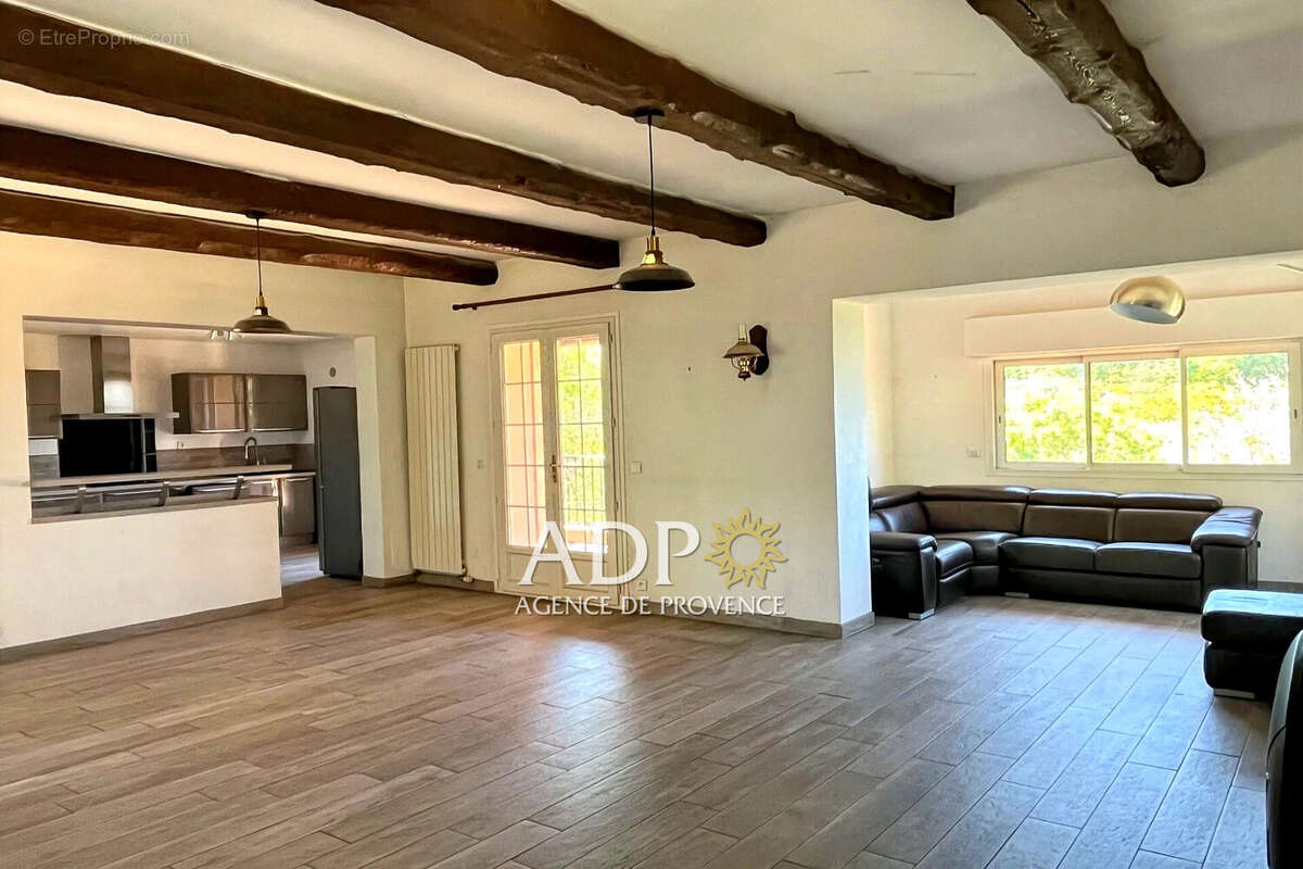 Maison à SAINT-VALLIER-DE-THIEY