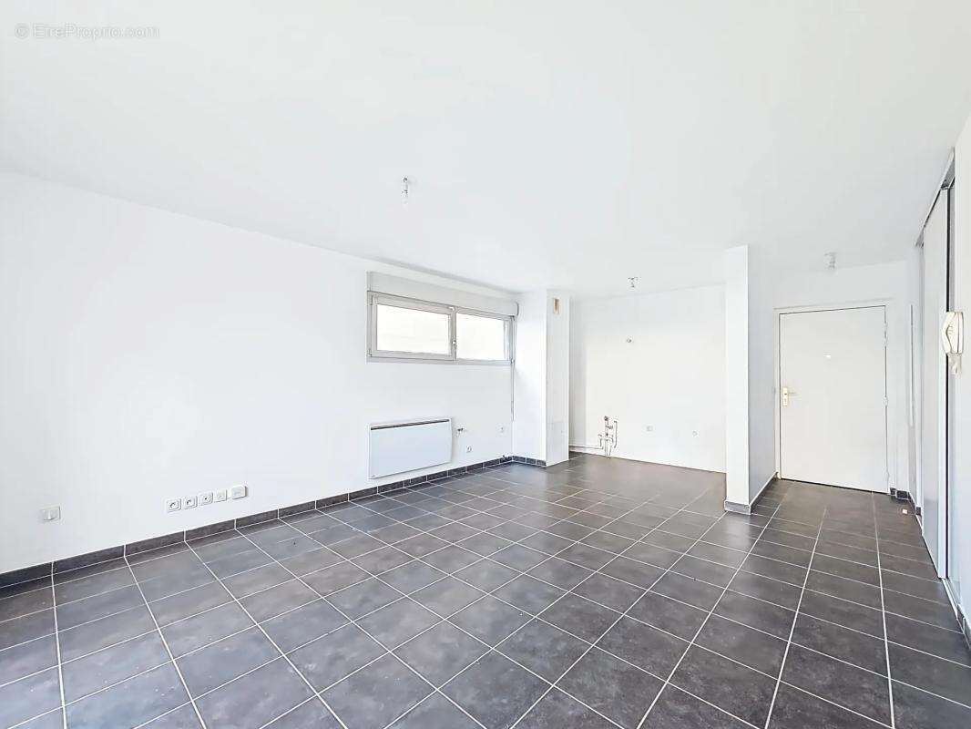 Appartement à LYON-8E