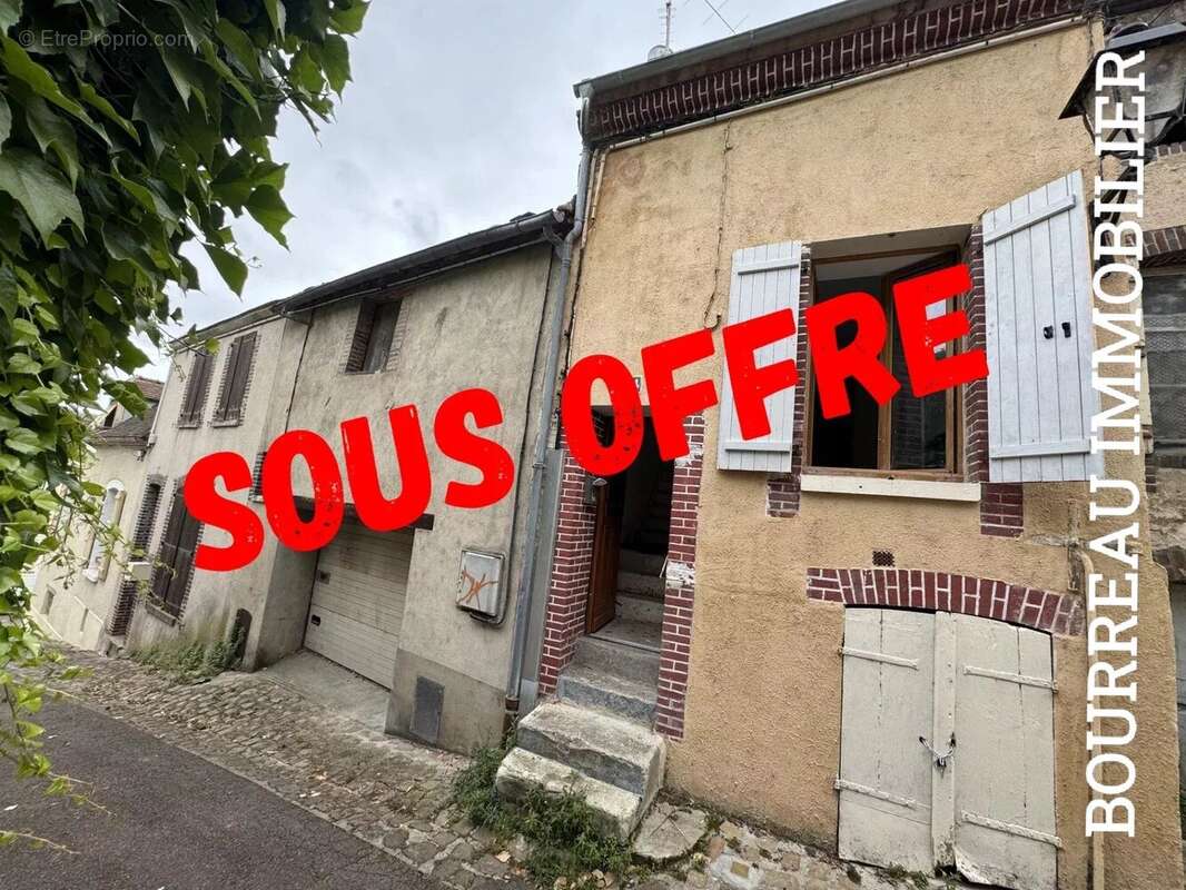 Maison à JOIGNY