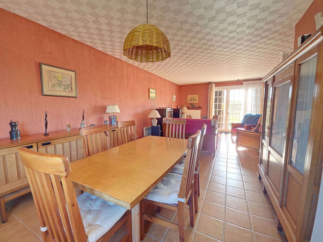 Maison de plain pied sur sous sol 5 mn de maintenon 4 chambres - photo 3