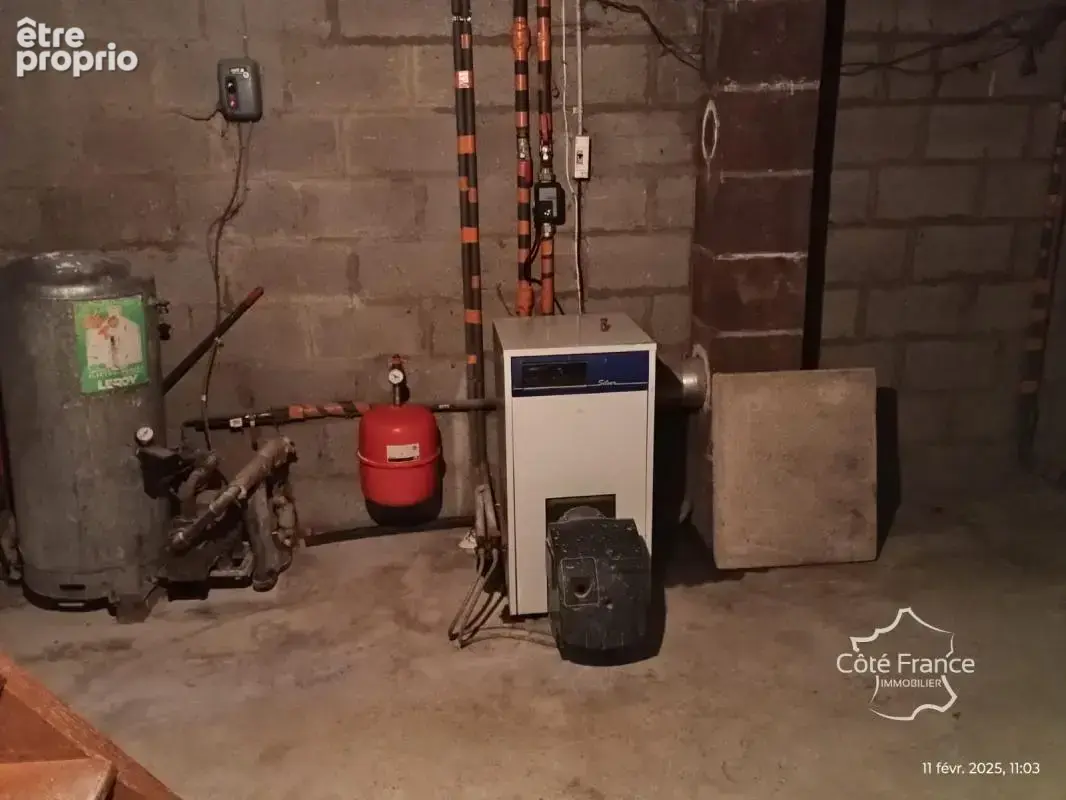 02580 SORBAIS 80 000EUR  Maison de Village - photo 21