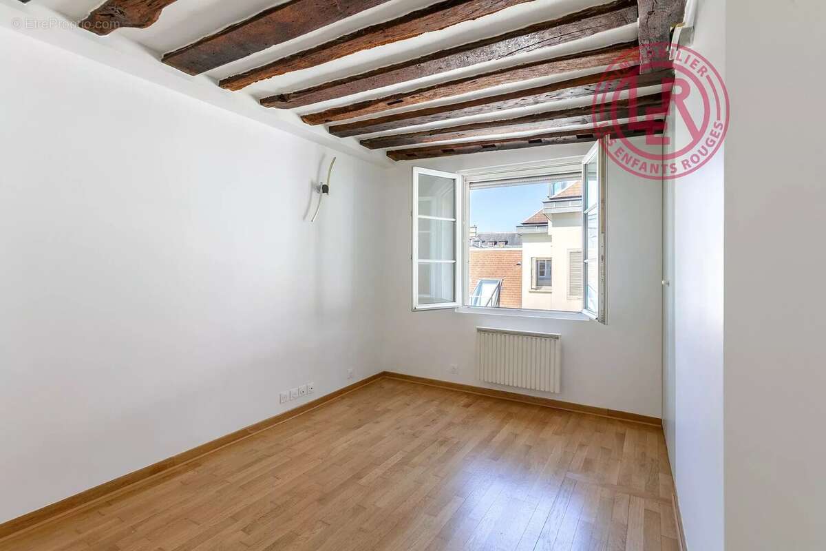 Appartement à PARIS-4E
