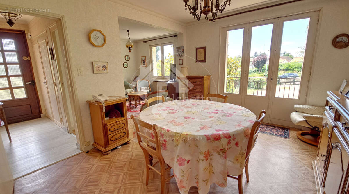 Maison à LAPALISSE