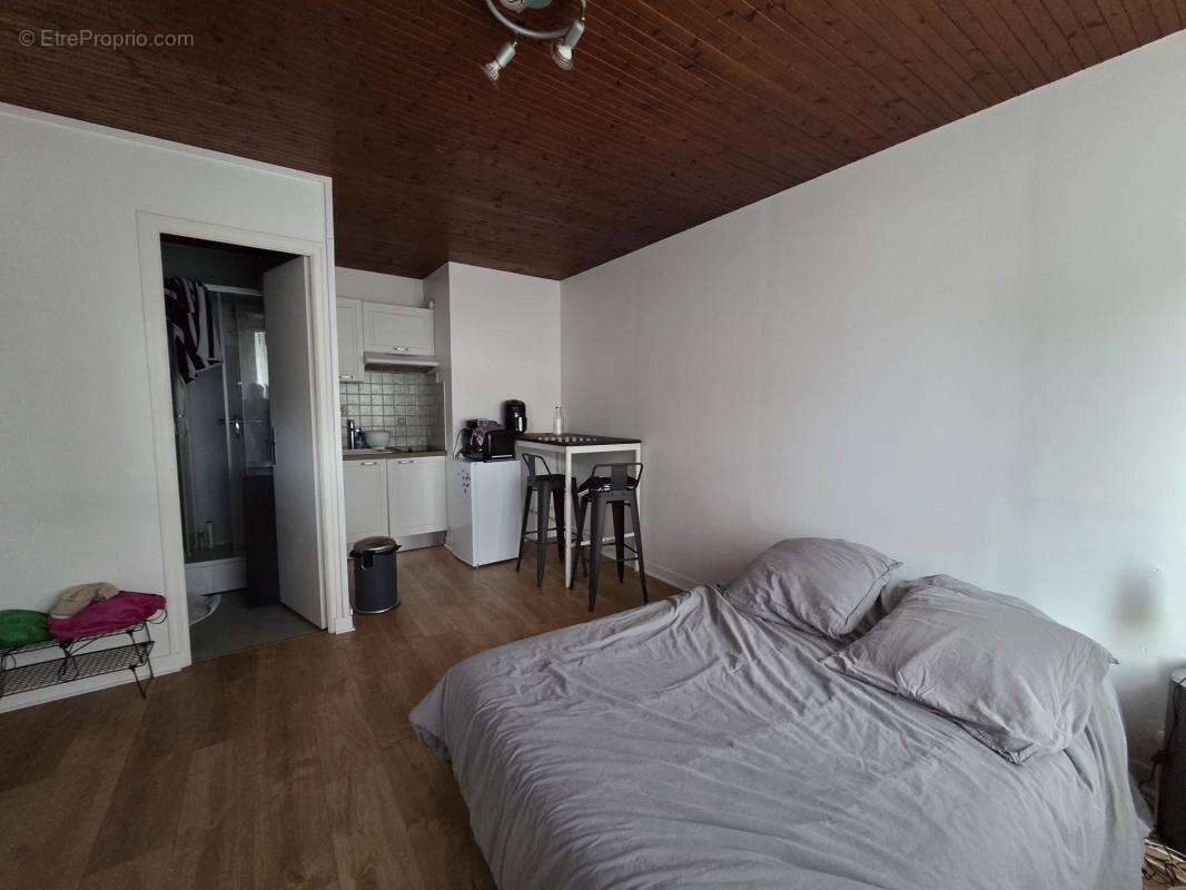 A Vendre - Ensemble Immobilier en pierre - 4 Logements LOUDE - photo 11