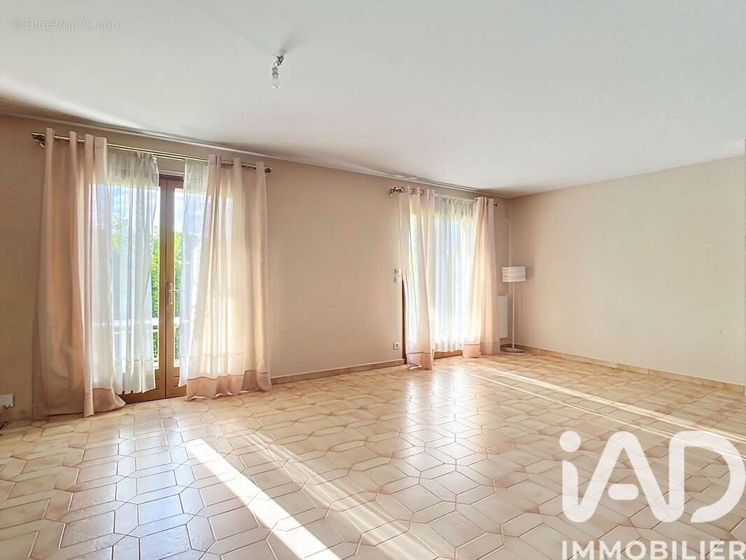 Photo 5 - Maison à BRY-SUR-MARNE