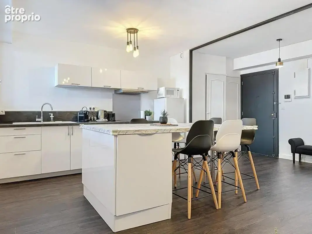 Exclusivité Intra-muros T3 78m² - terrasse 21m², ascenseur - photo 8