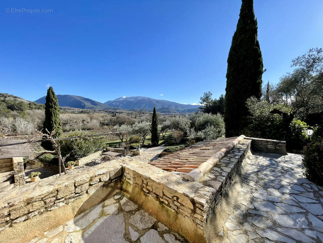 Maison à VAISON-LA-ROMAINE