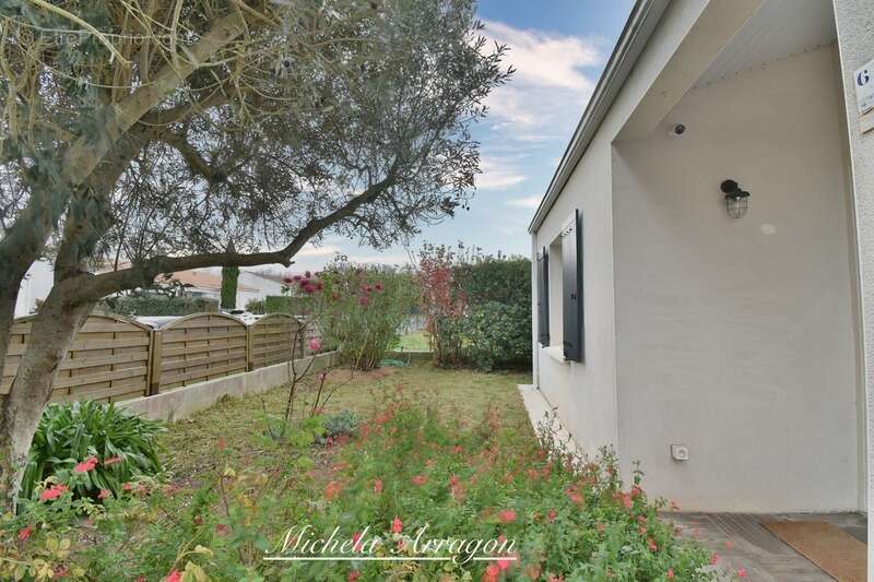 Maison à PORT-DES-BARQUES