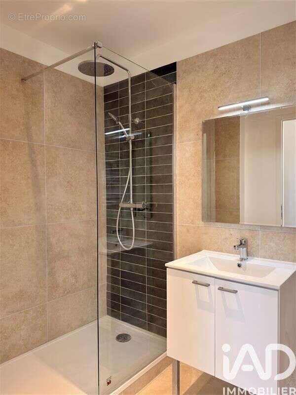 Photo 3 - Appartement à MARSEILLE-12E