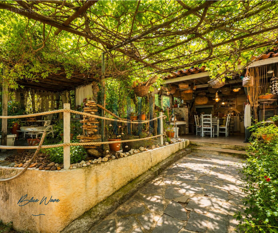 Grimaud   guerrevieille   propriété de caractère avec vue mer à quelques pas des plages - photo 11
